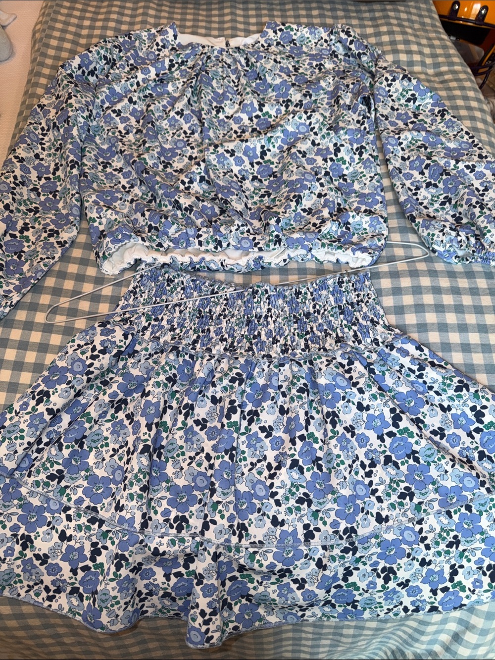 Girls floral polyester skirt set, long sleeve top, smocked waist tier skirt, NWT